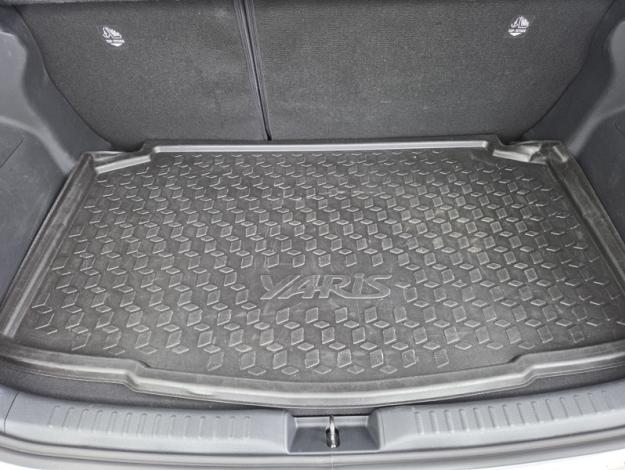 TOYOTA Yaris 116h GR SPORT  
