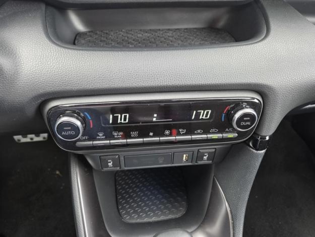 TOYOTA Yaris 116h GR SPORT  