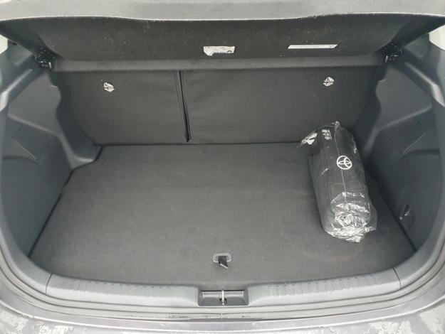TOYOTA Yaris 116 Dynamic  