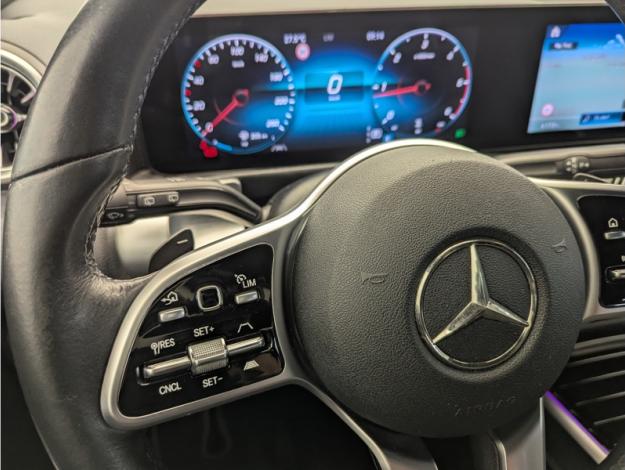 MERCEDES-BENZ GLB 200 d Business Line  