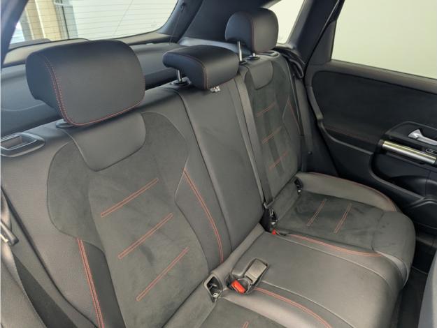 MERCEDES-BENZ Classe B 180 d AMG Line Edition  