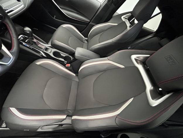 TOYOTA Corolla Hybride 140h GR Sport  PACK TECHNO 