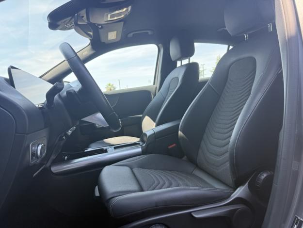 MERCEDES-BENZ EQA 250+ Business Line  