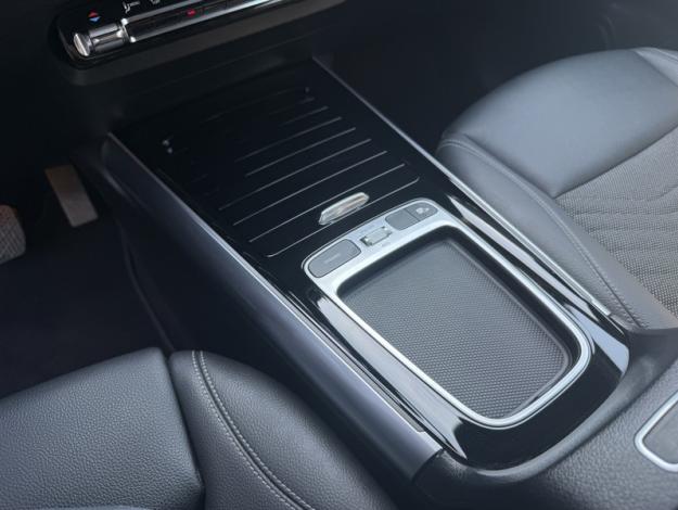 MERCEDES-BENZ EQA 250+ Business Line  