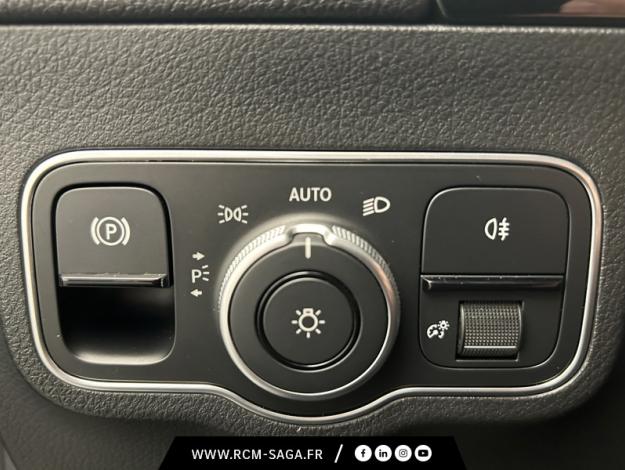 MERCEDES-BENZ GLA 200 d AMG Line  