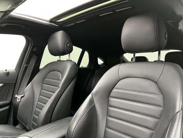 MERCEDES-BENZ GLC Coupé GLC 300e 4MATIC Coupé AMG Line  