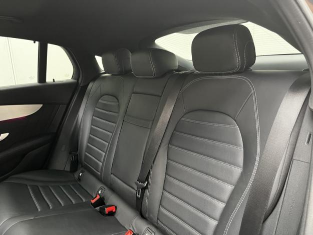 MERCEDES-BENZ GLC Coupé GLC 300e 4MATIC Coupé AMG Line  