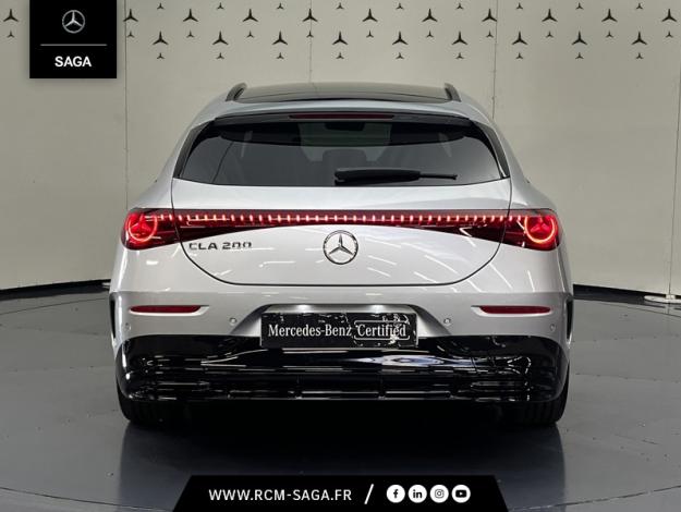 MERCEDES-BENZ CLA Shooting Brake 200 AMG Line   CLA Shooting Brake 200 AMG Line
