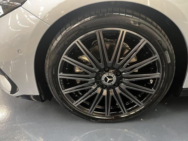 MERCEDES-BENZ CLA Shooting Brake 200 AMG Line   CLA Shooting Brake 200 AMG Line