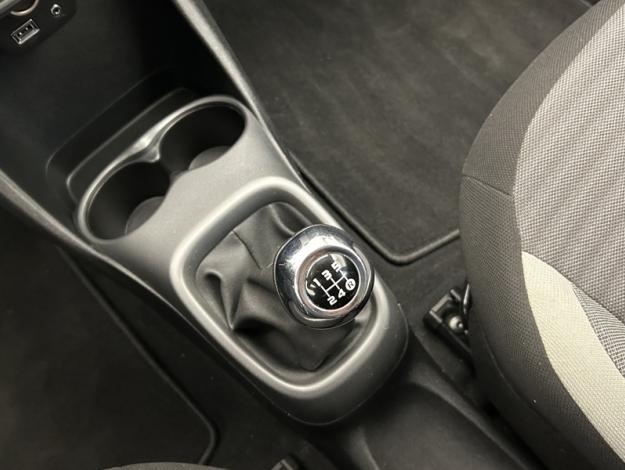 TOYOTA Aygo 1.0 VVT-i x-play  