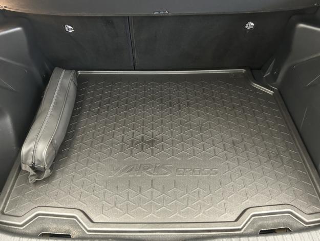 TOYOTA Yaris Cross 1.5 116H DESIGN    