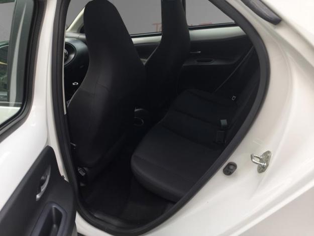 TOYOTA Aygo X 1.0 VVT-i 72 Dynamic  .