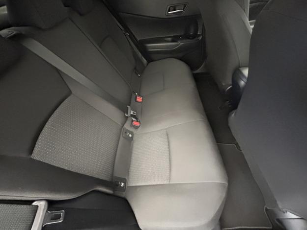 TOYOTA C-HR 1.8 HYBRIDE 122 EDITION  