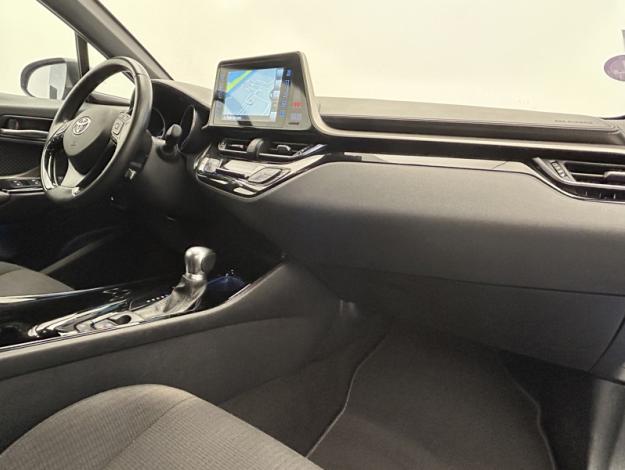 TOYOTA C-HR 1.8 HYBRIDE 122 EDITION  