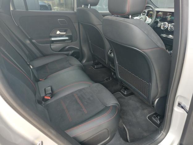 MERCEDES-BENZ EQA 250 AMG Line  