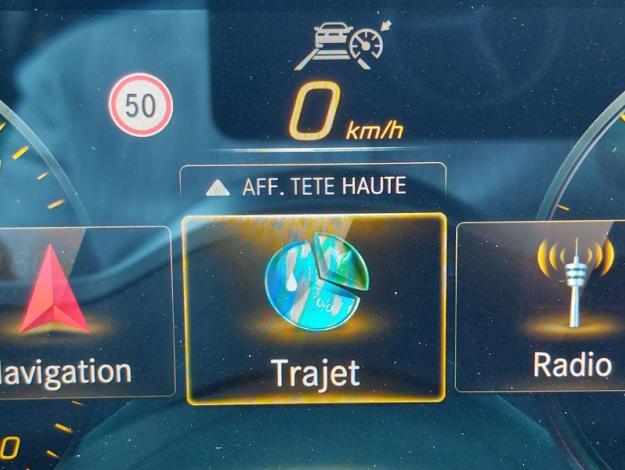 MERCEDES-BENZ EQA 250 AMG Line  