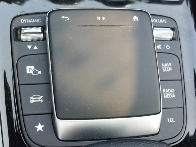 MERCEDES-BENZ EQA 250 AMG Line  