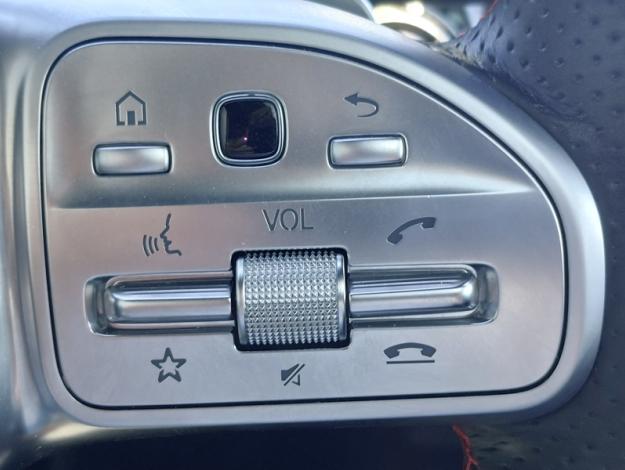 MERCEDES-BENZ EQA 250 AMG Line  