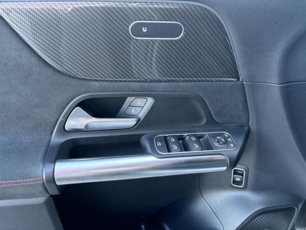 MERCEDES-BENZ Classe B 180 d AMG Line Edition  