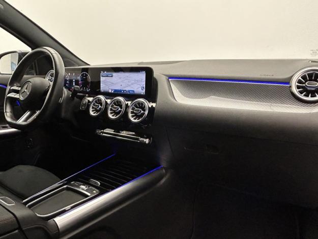 MERCEDES-BENZ GLA 200 d AMG Line  