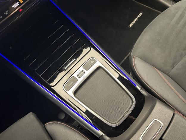 MERCEDES-BENZ GLA 200 d AMG Line  