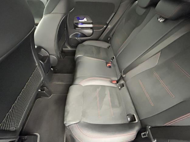 MERCEDES-BENZ GLA 200 d AMG Line  