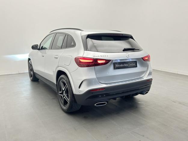 MERCEDES-BENZ GLA 200 d AMG Line  