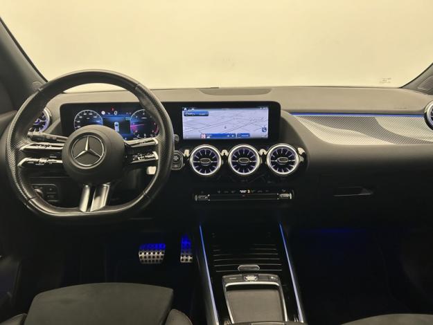 MERCEDES-BENZ GLA 200 d AMG Line  