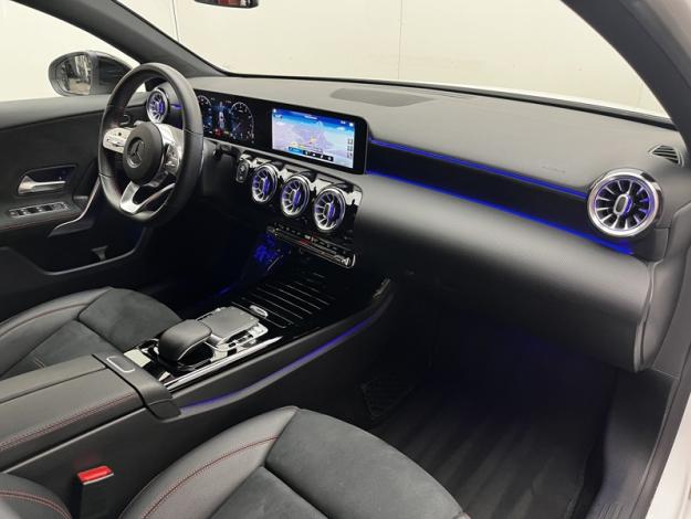 MERCEDES-BENZ Classe A 200 AMG Line  