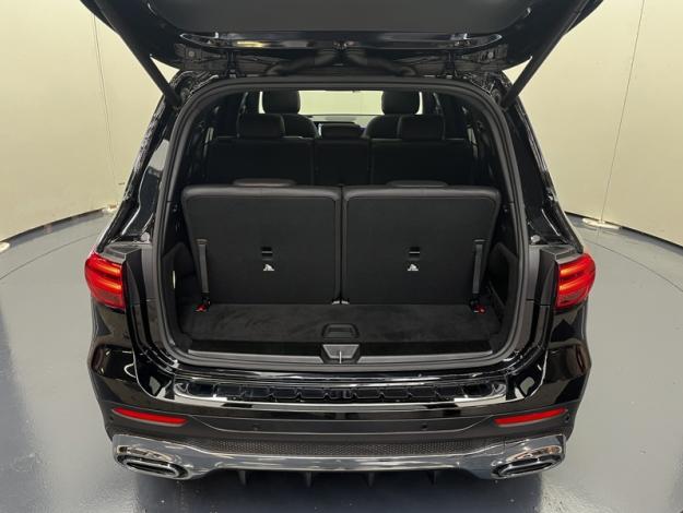 MERCEDES-BENZ GLB 200 d AMG Line  