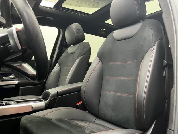 MERCEDES-BENZ GLB 200 d AMG Line  