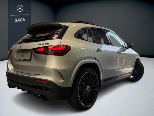MERCEDES-BENZ GLA-Klasse Mercedes-AMG GLA 35 4MATIC Off-Roader