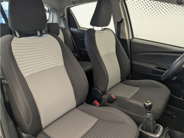 TOYOTA Yaris 110 VVT-i Dynamic  