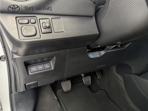 TOYOTA Yaris 110 VVT-i Dynamic  