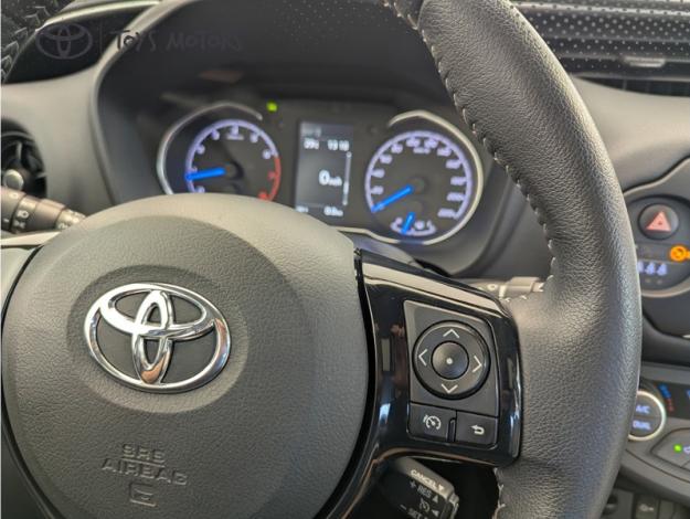 TOYOTA Yaris 110 VVT-i Dynamic  