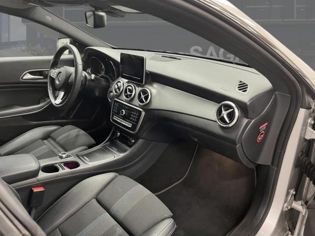 MERCEDES-BENZ CLA-Klasse CLA 180 d Coupé