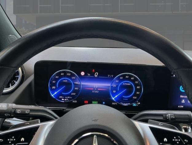 MERCEDES-BENZ EQA 250 250+ Business Line  