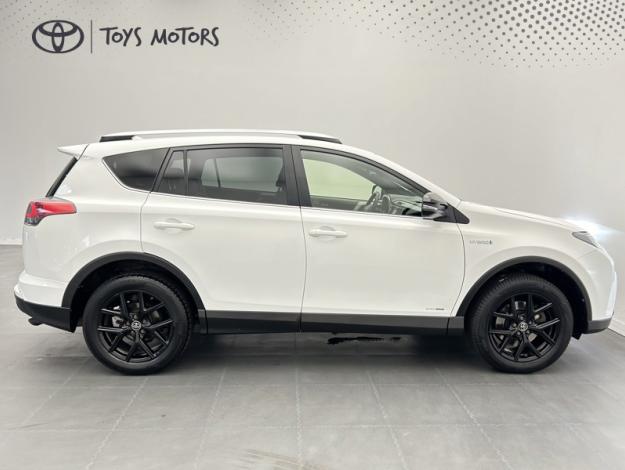 TOYOTA RAV4 AWD Black Edition  