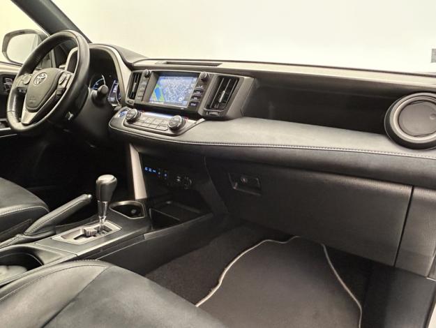 TOYOTA RAV4 AWD Black Edition  