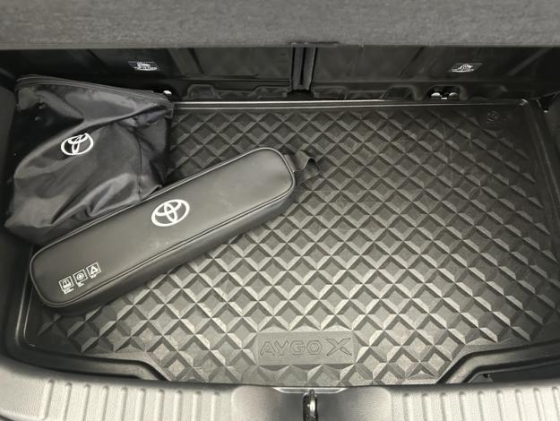 TOYOTA Aygo X 1.0 VVT-i 72 Design   