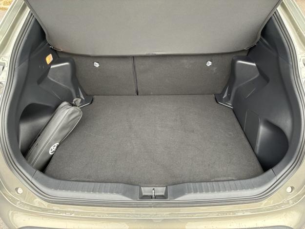 TOYOTA Yaris Cross 116h Design  