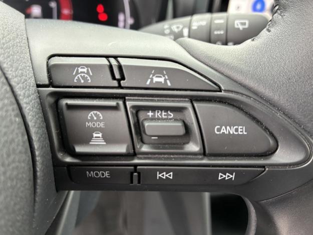 TOYOTA Yaris Cross 116h Design  