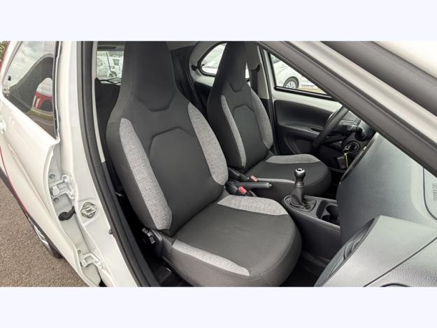 TOYOTA Aygo X 1.0 VVT-i 72 Dynamic   