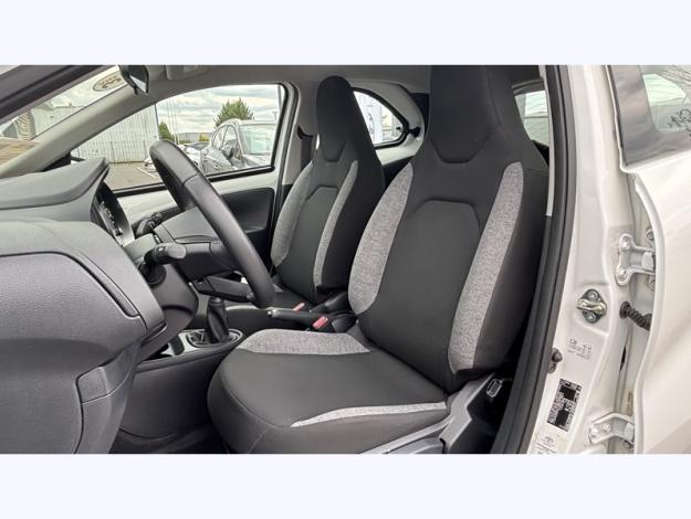 TOYOTA Aygo X 1.0 VVT-i 72 Dynamic   