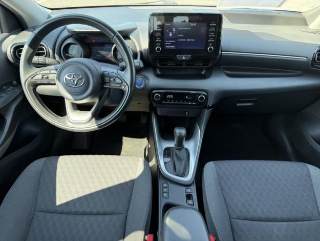 TOYOTA Yaris  116h Design  