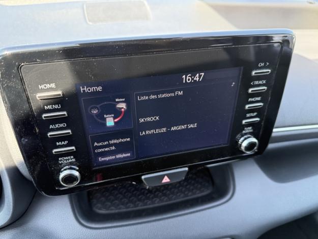 TOYOTA Yaris  116h Design  