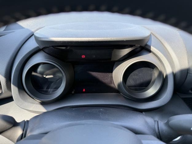TOYOTA Yaris  116h Design  