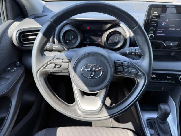 TOYOTA Yaris  116h Design  