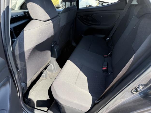 TOYOTA Yaris  116h Design  
