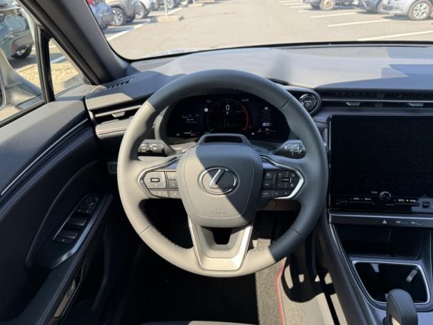 LEXUS LBX 1.5 136H 2WD Emotion  TECH